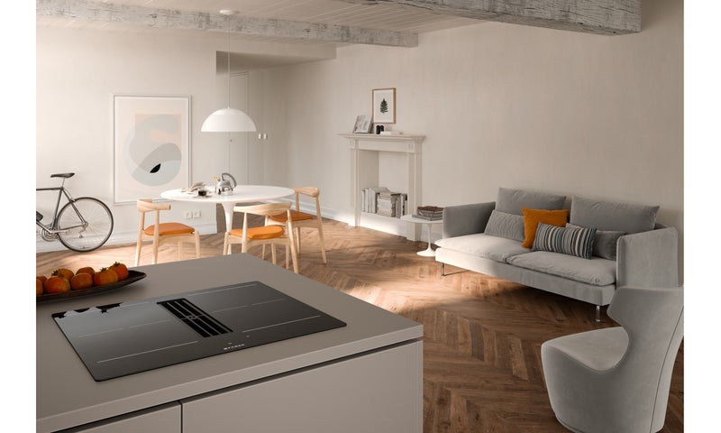 Immagine Ambientale - PIANO ASPIRANTE GALILEO SLIM F600 - in colore vetro nero - codice prodotto 340.0708.974 - nella misura 60x50 cm - tipologia piano aspirante