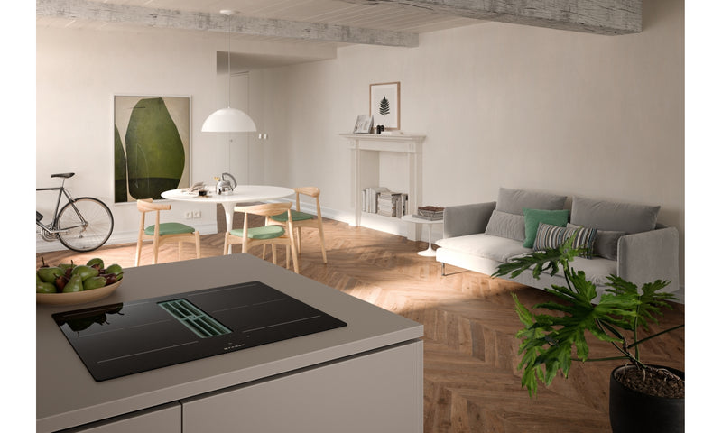 Immagine Ambientale - PIANO ASPIRANTE GALILEO SLIM A600 - in colore vetro nero - codice prodotto 340.0708.975 - nella misura 60x50 cm - tipologia piano aspirante