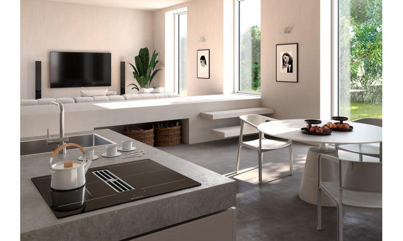 Immagine Ambientale - PIANO ASPIRANTE GALILEO SLIM A600 - in colore vetro nero - codice prodotto 340.0708.975 - nella misura 60x50 cm - tipologia piano aspirante