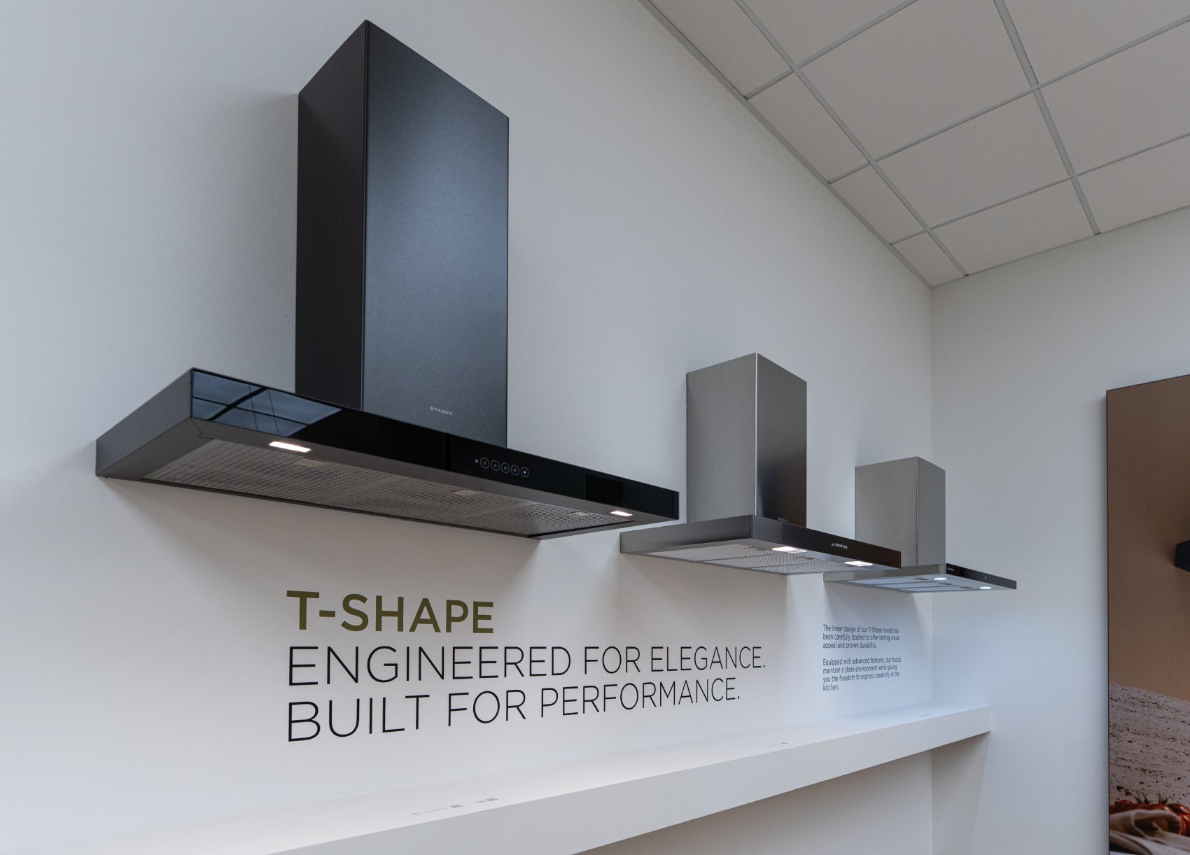 Immagine Showroom Faber a Fabriano - parte interna espositiva di prodotti Faber