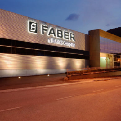 Faber esterno sede azienda